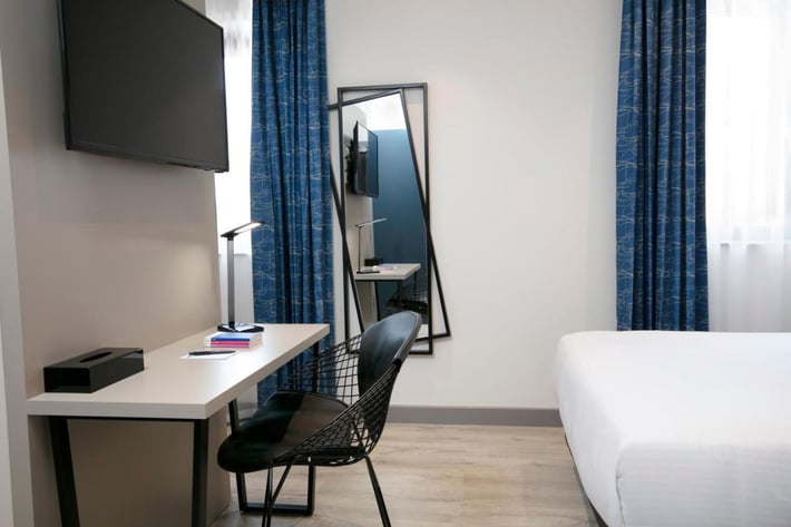 Spark by Hilton Luton