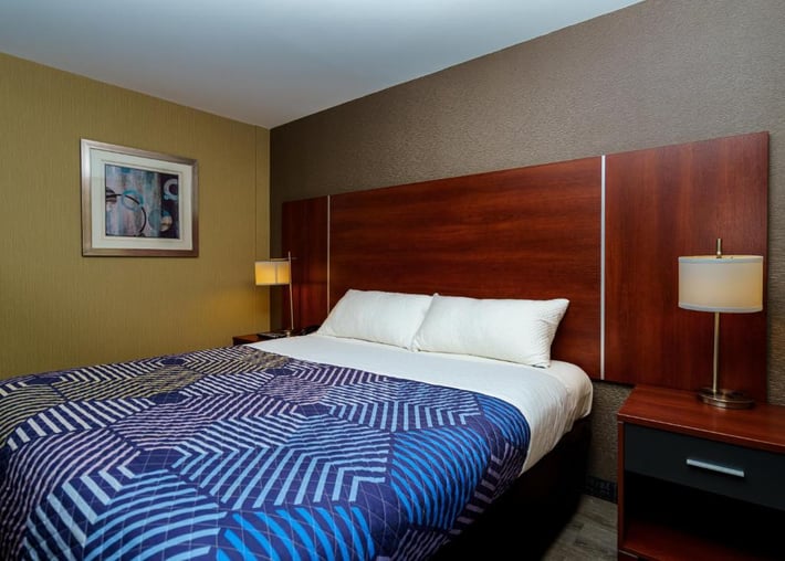 Sky Hotel Flushing/Laguardia Airport