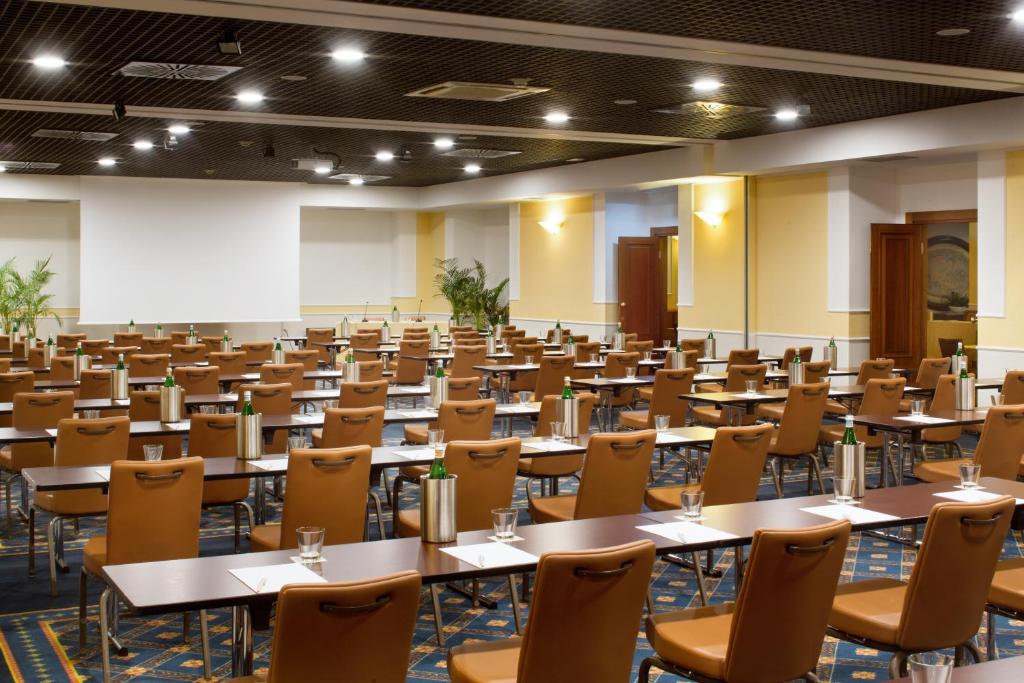Starhotels Business Palace