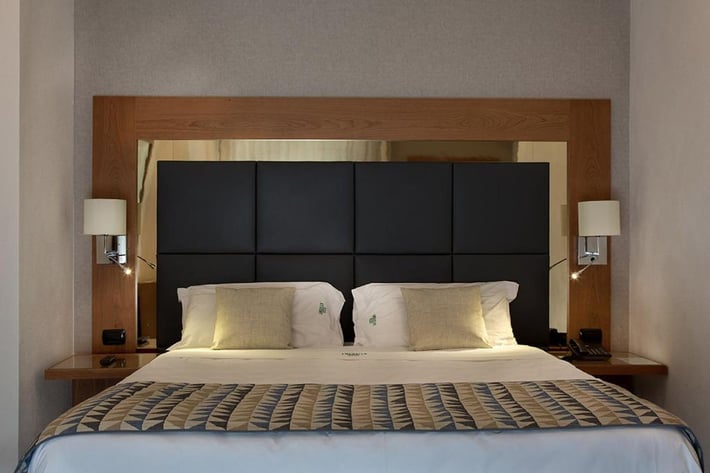 American Hotel