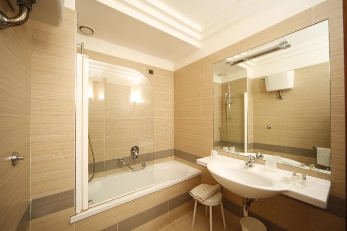 Suites & Residence Hotel