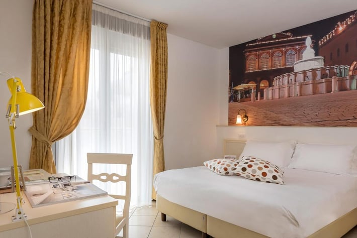 Hotel Sovrana & Re Aqva SPA