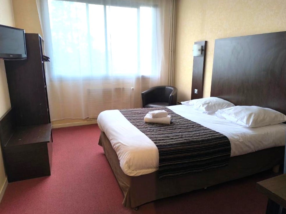 Adonis Lyon Est - Hôtel Artys