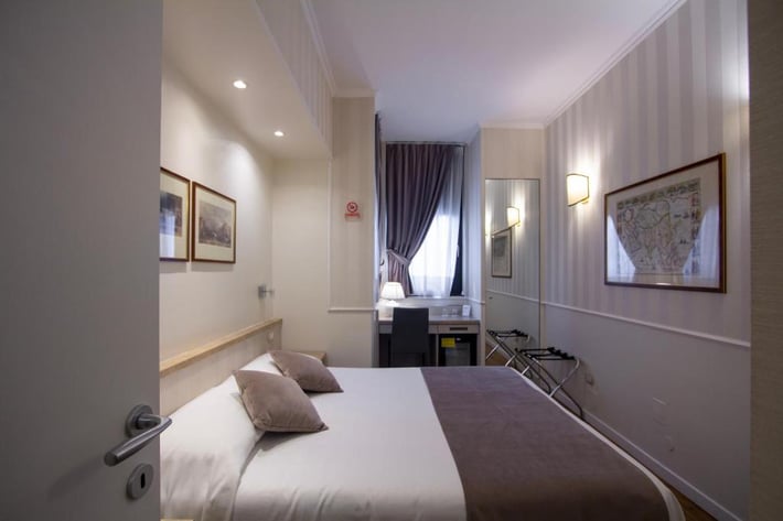 Hotel Flora