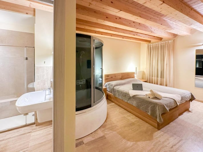 Destiny Home Soave room 103