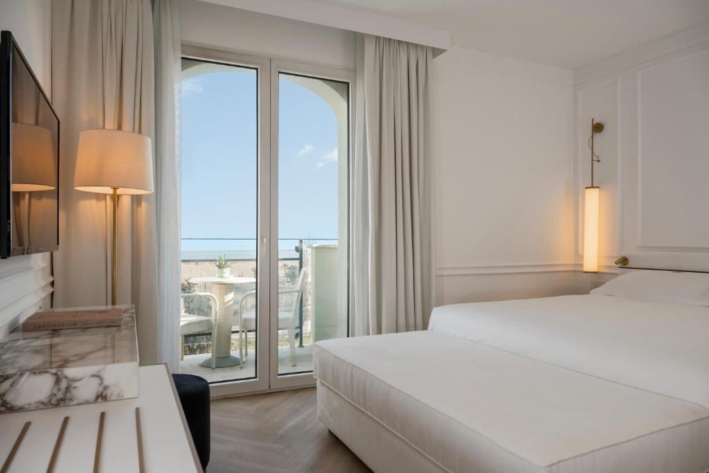 Hotel De Londres