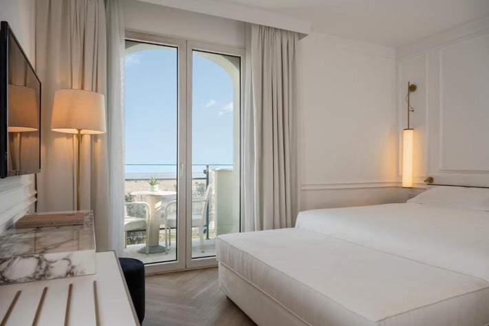 Hotel De Londres