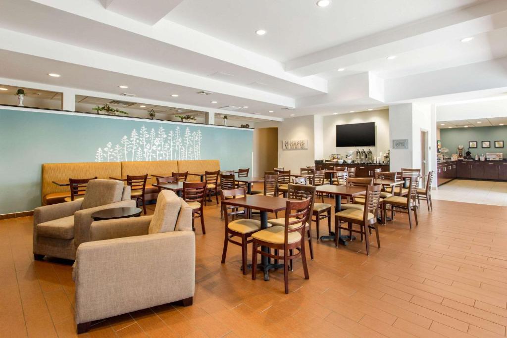 Sleep Inn & Suites Middletown-Goshen