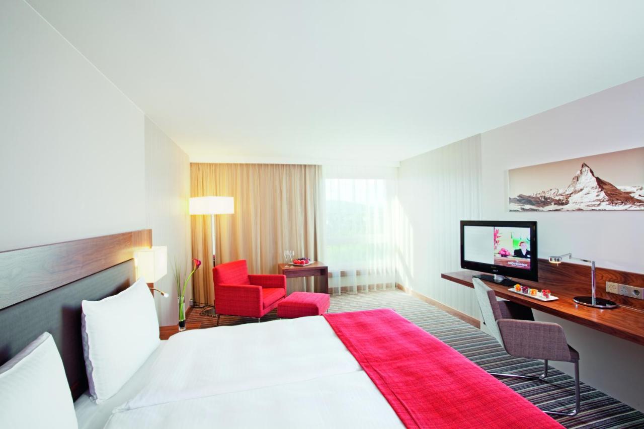 Mövenpick Hotel Zürich Airport