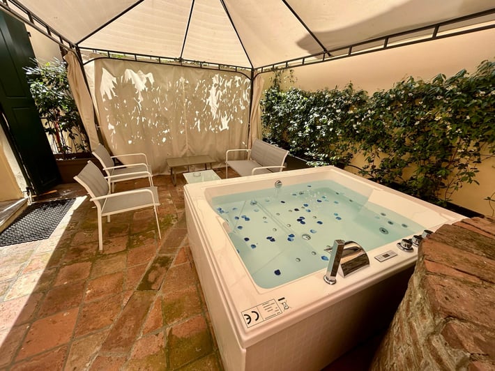 Frassinago deluxe Suites