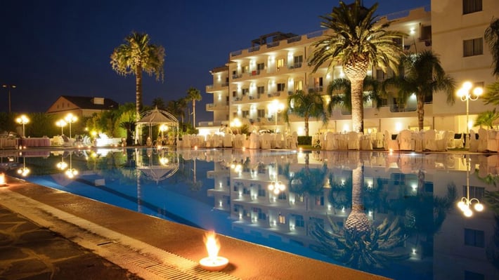 Club Hotel Kennedy