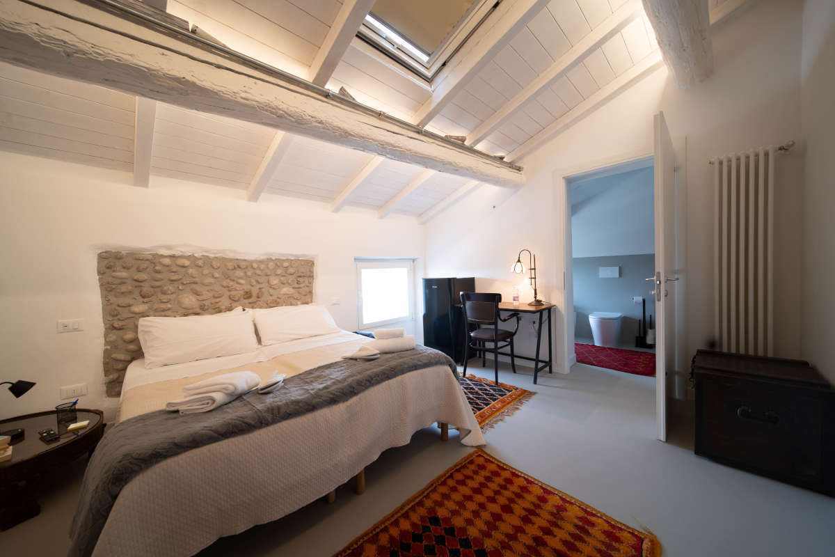 Corte Genovesa Rooms | Destiny Home