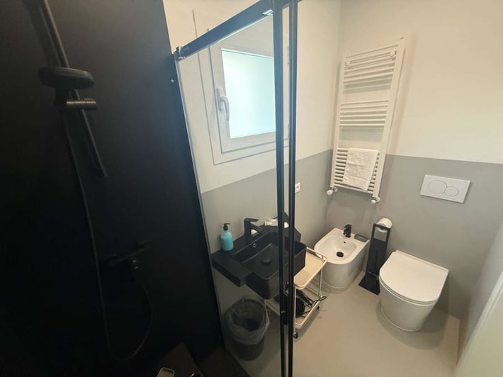Corte Genovesa Rooms | Destiny Home