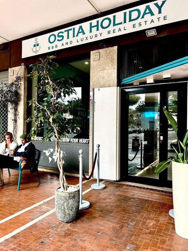 Deposito Bagagli Lido di Ostia - Stazione Ferroviaria Lido Centro