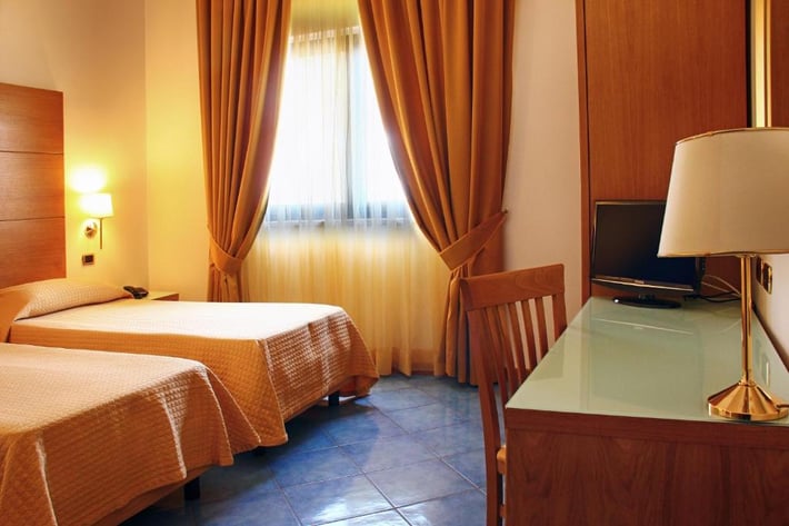 City Hotel Business