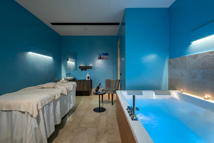 A.Roma Lifestyle Hotel