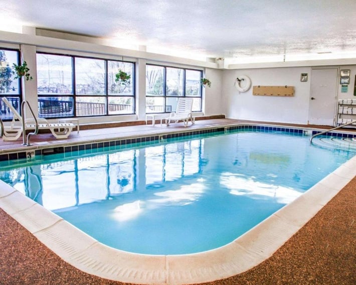 Comfort Suites Lombard Addison
