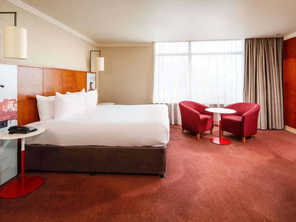 Holland House Hotel Cardiff by Sunday