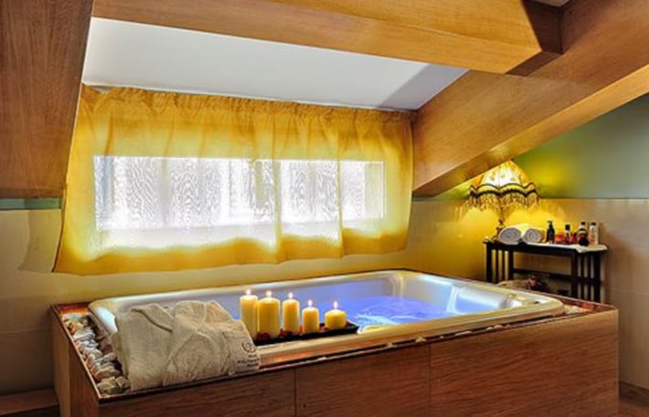 Golden Tulip Piram - Hotel con SPA!