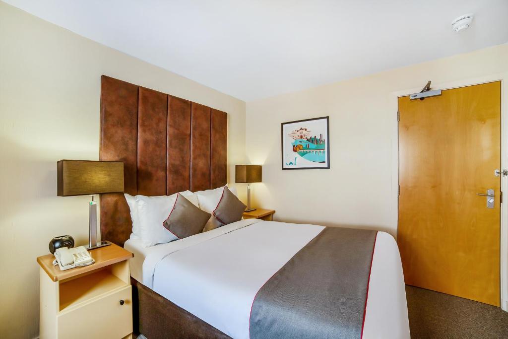 Brentwood Aberdeen City Centre near Union Street