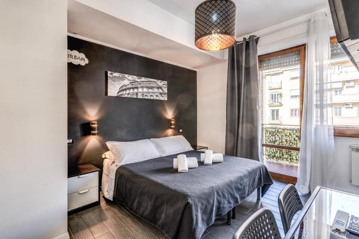 Radio Hotel