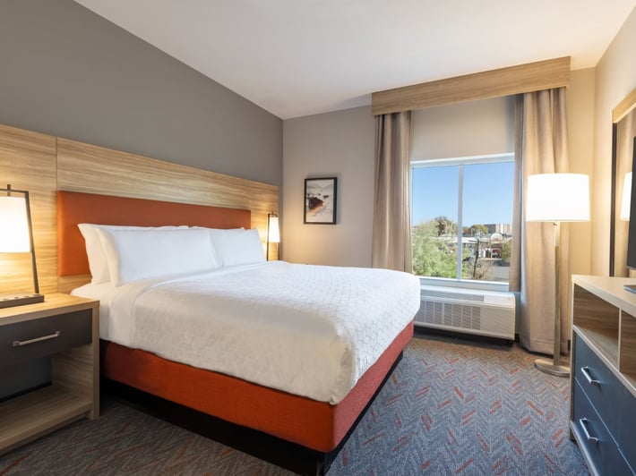 Candlewood Suites Pearland