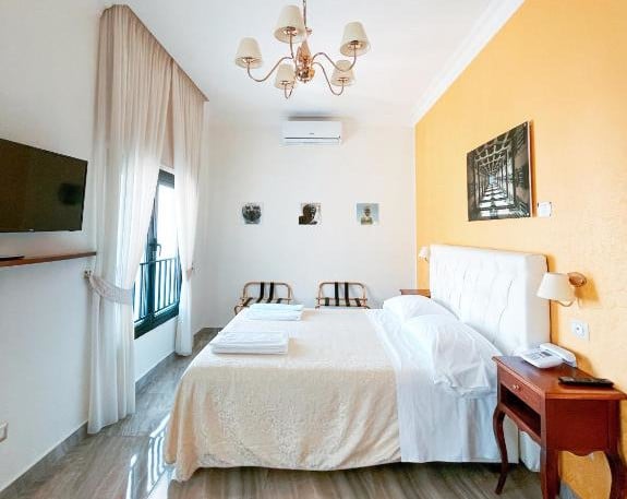 NeapolitanTrips Hotel (powered by Ostello Bello)