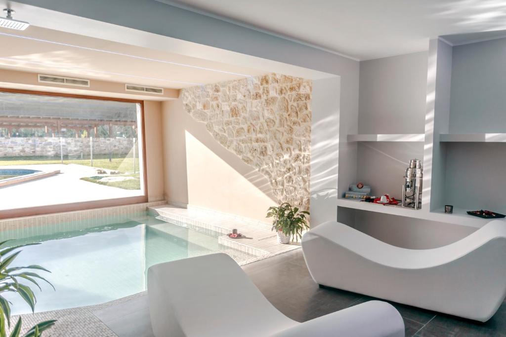 Halanus Hotel and Resort