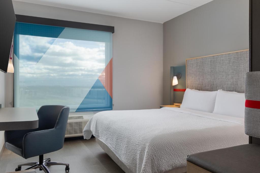 avid Hotel Toronto - Vaughan Southwest by IHG