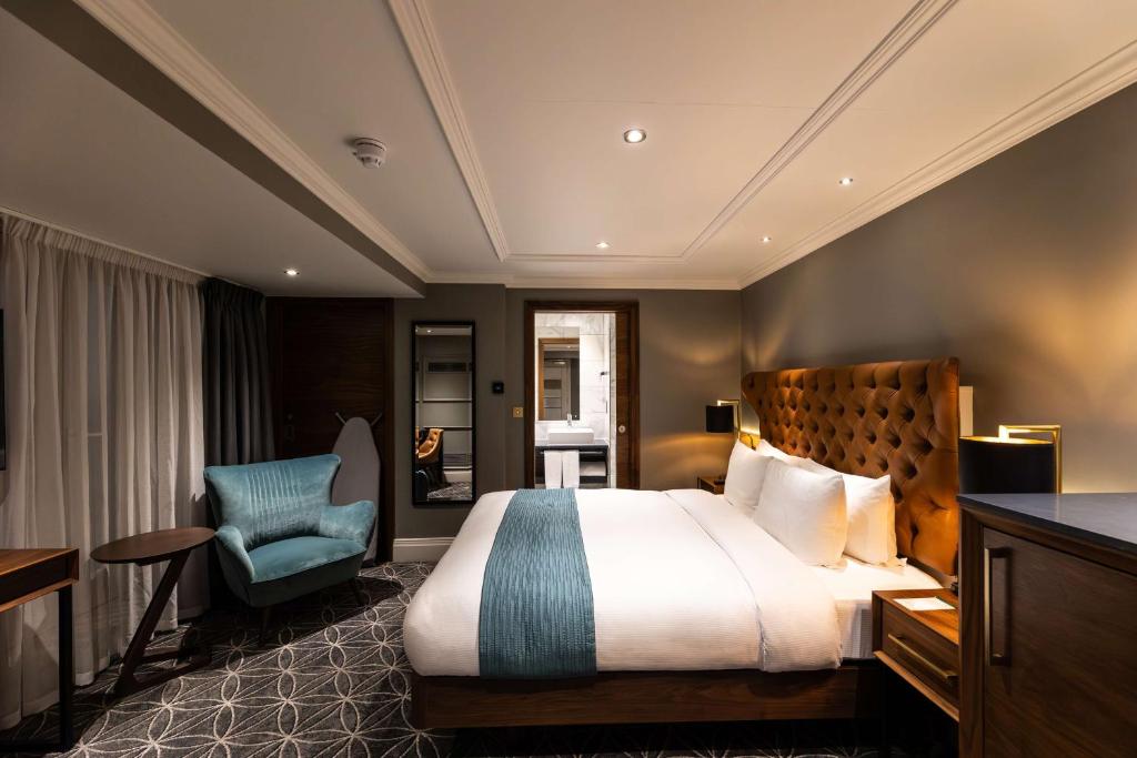 100 Queen's Gate Hotel London, Curio Collection by Hilton