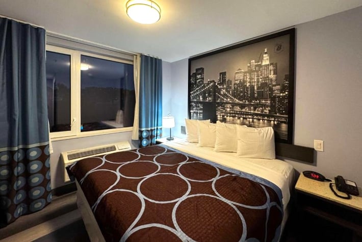 Super 8 by Wyndham Brooklyn Fulton Street Broadway Junction