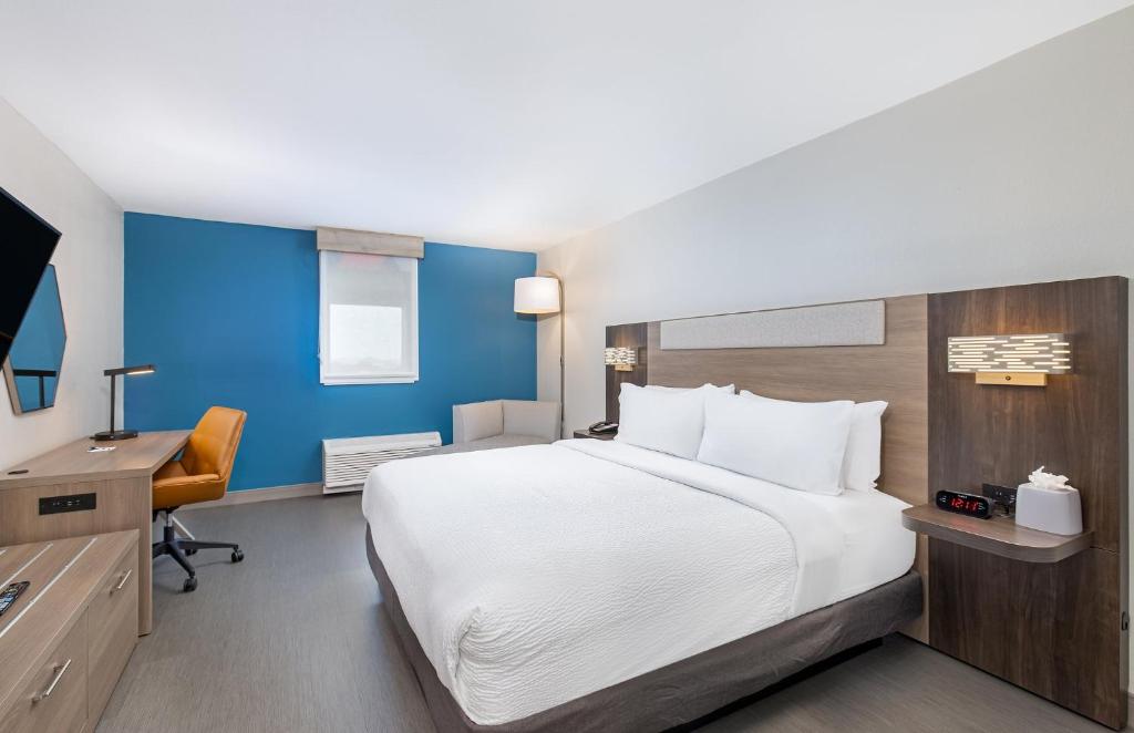 Holiday Inn Express Atlanta Airport