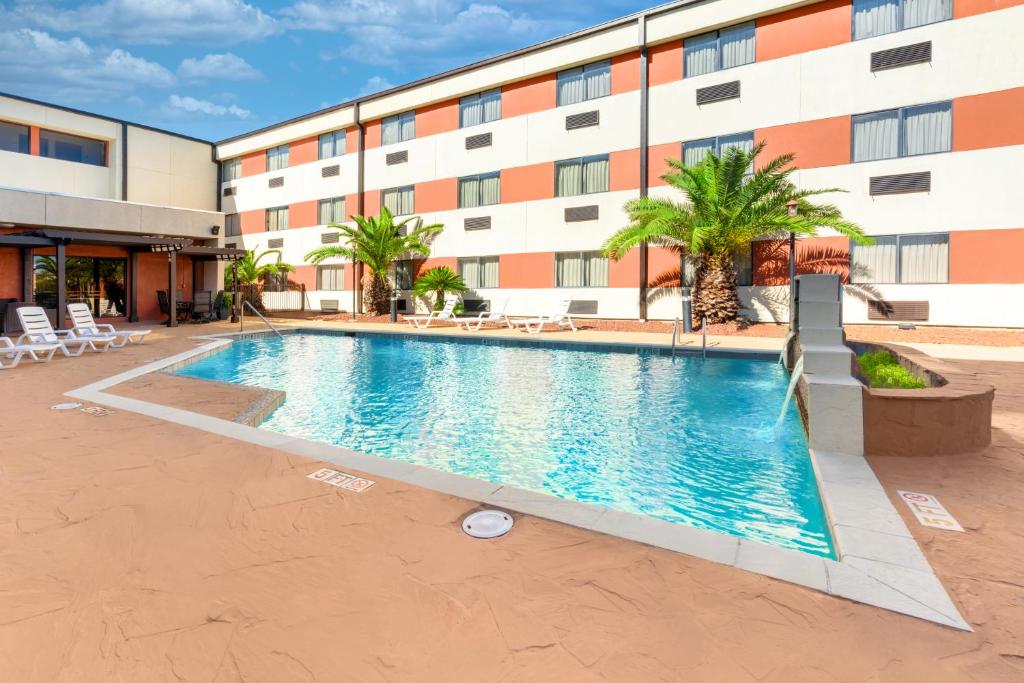 Red Lion Inn & Suites Iah Houston