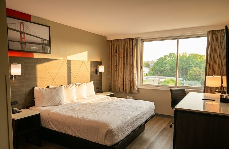 Garner Hotel North Bergen - NYC Gateway by IHG