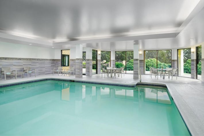 Courtyard by Marriott Manchester-Boston Regional Airport