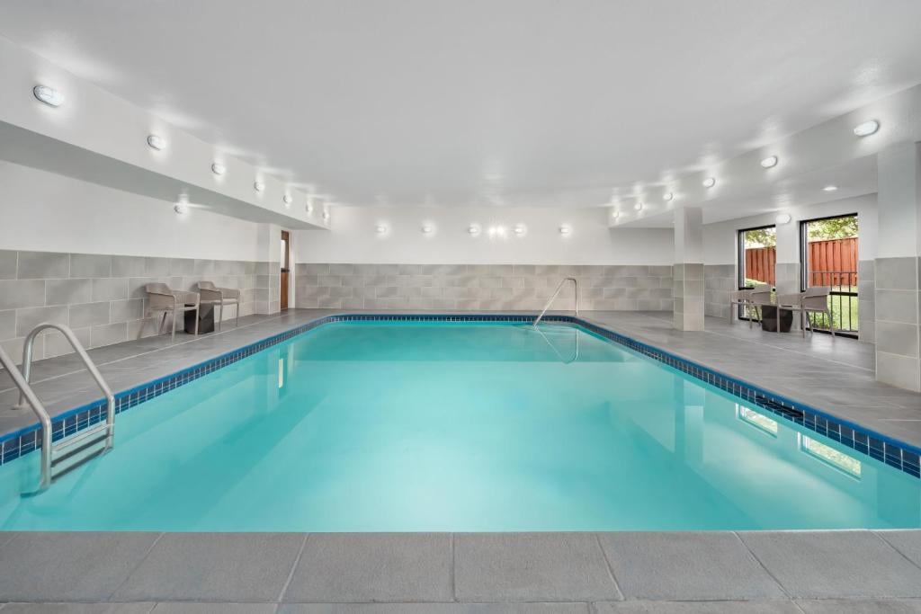 Hampton Inn Tracy | Day Use Tracy (CA) | DayBreakHotels