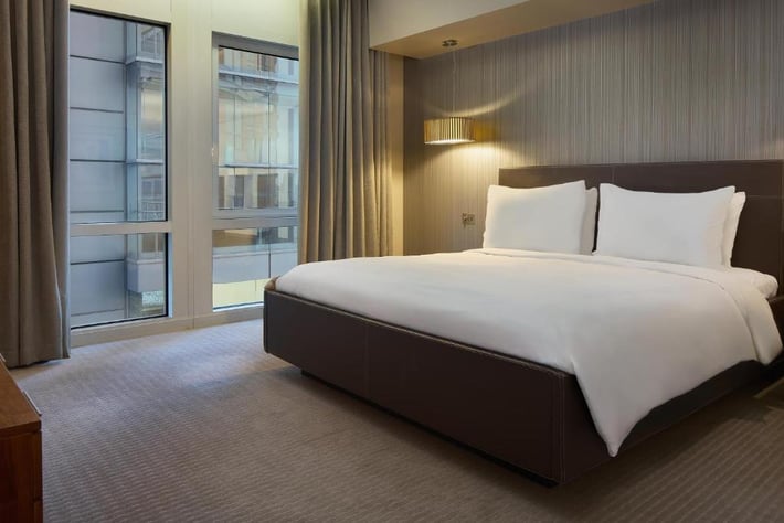Radisson Blu London, Canary Wharf East