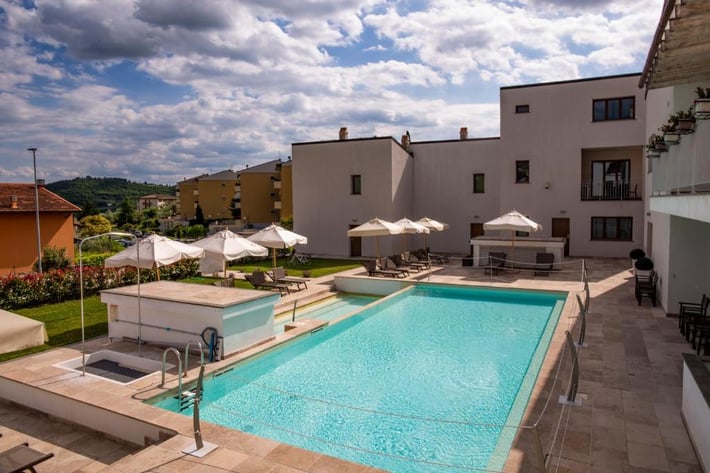 The Florence Hills Resort & Spa