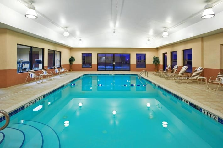 Holiday Inn Express & Suites Cleveland-Streetsboro by IHG